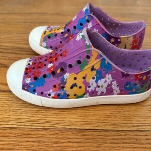 Little girls Natives size 12